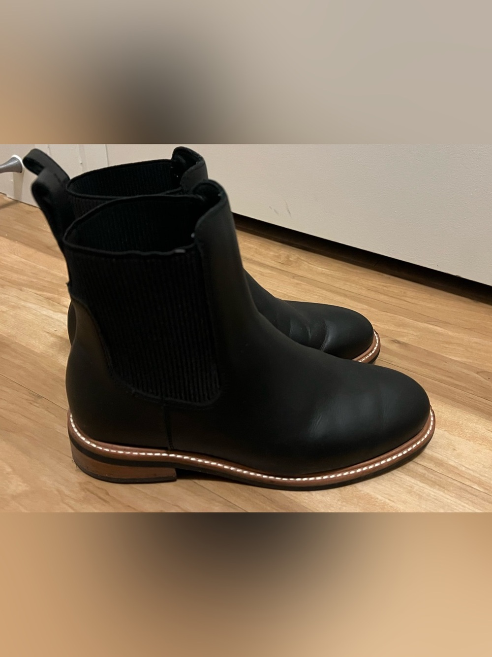 Nisolo Black Chelsea Ankle Boots with Brown Welt
